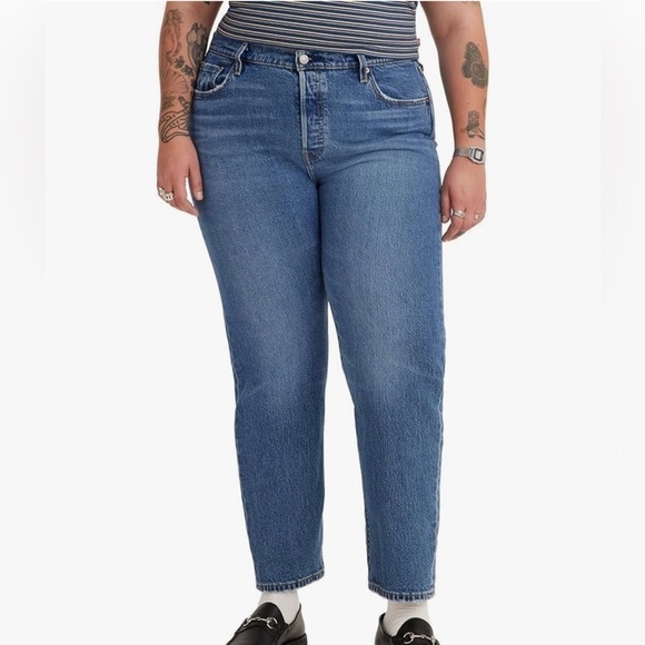 Levi's Women's 501 Original Fit Jeans size 24 W new with tag - Picture 1 of 9